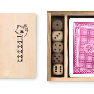 Cartes à jouer et 5 Dés